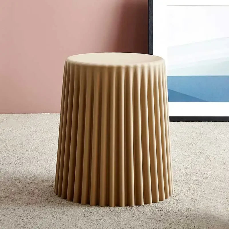 Tabouret Nordique, Capsule